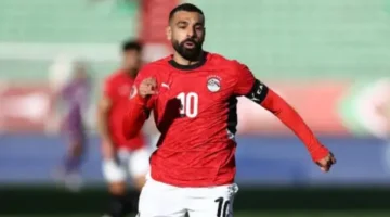 شوبير يكشف الحقيقة.. موقف محمد صلاح من مغادرة معسكر منتخب مصر بشكل غامض